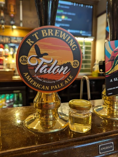 R T Brewing brewery logo