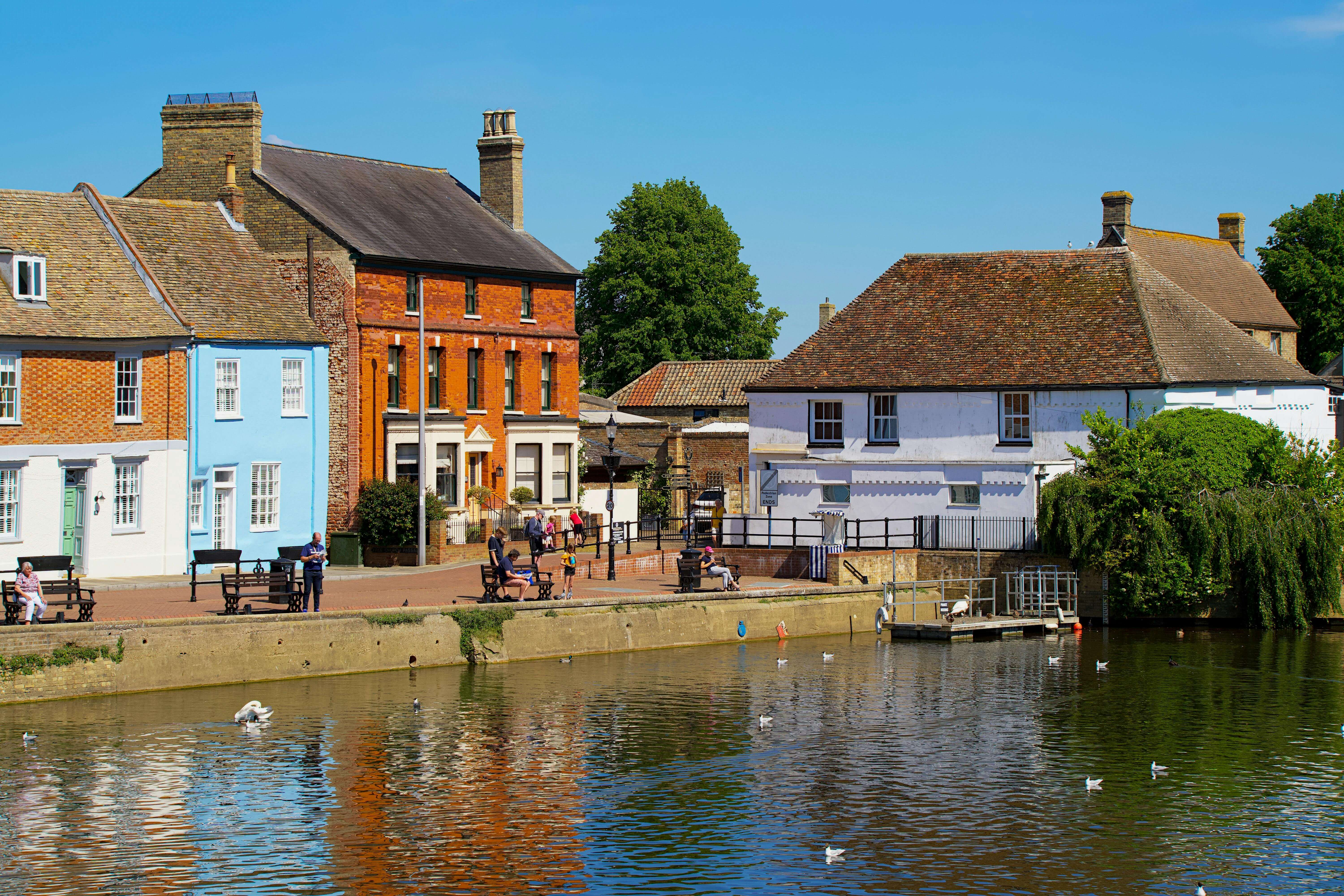 Colourful riverside houses along the River Great Ouse in Cambridge